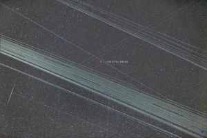 Comet C2019 Y4 and trajectory of Starlink satelites
